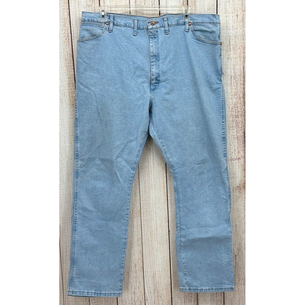 Wrangler Men's Jeans 44x32 Relaxed Comfort Fit Denim Light Wash Blue Cotton